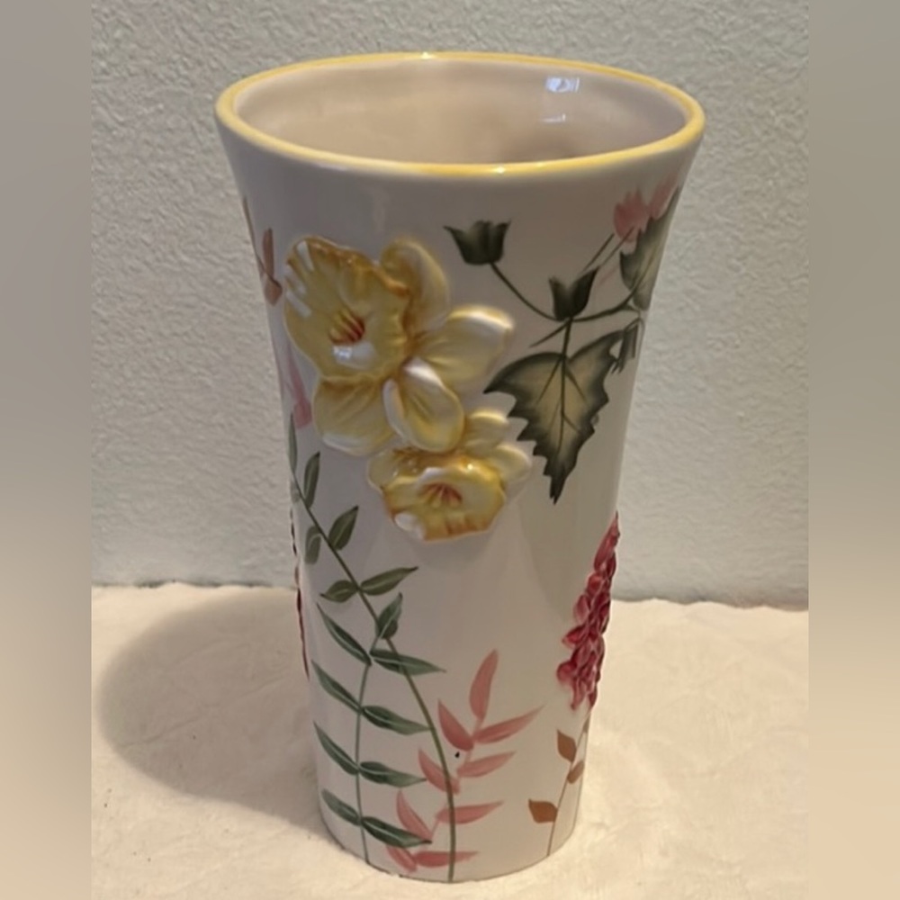 FTD Vintage floral vase excellent condition